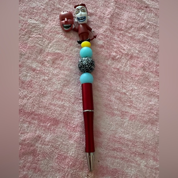 Handcrafted Pen-Lock - Picture 2 of 3